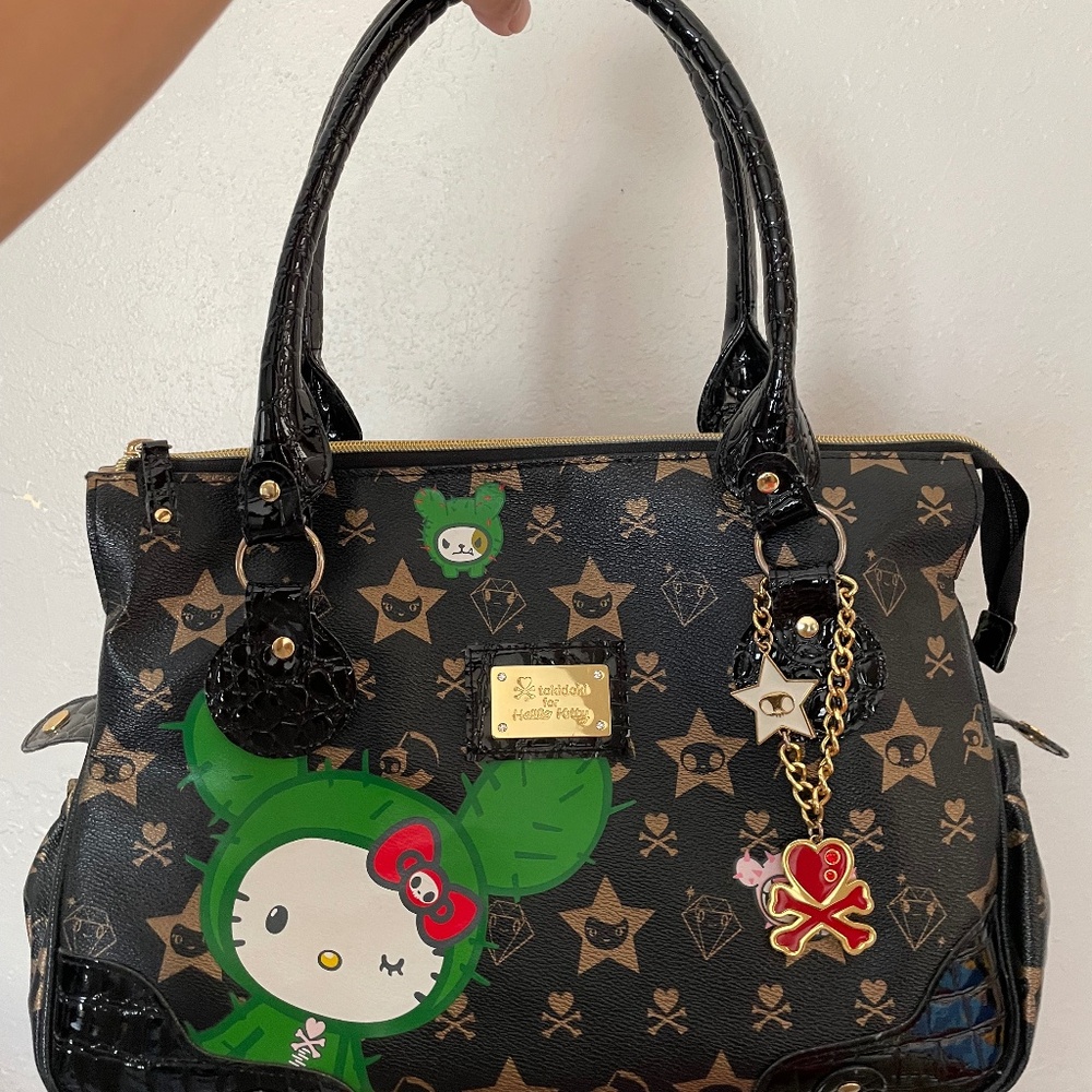 TOKIDOKI X HELLO KITTY SANDY BOSTON BAG in Black